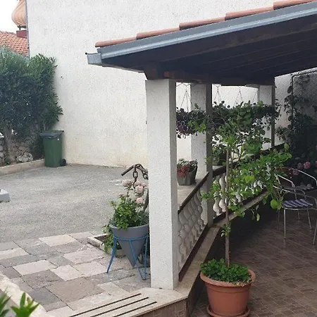 With A Parking Space - 18968 Apartman