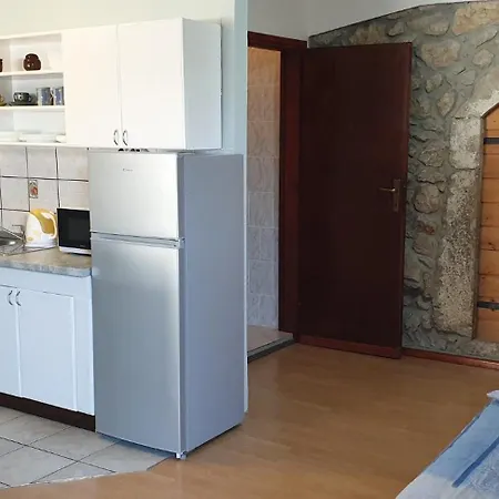 With A Parking Space - 18968 Apartman